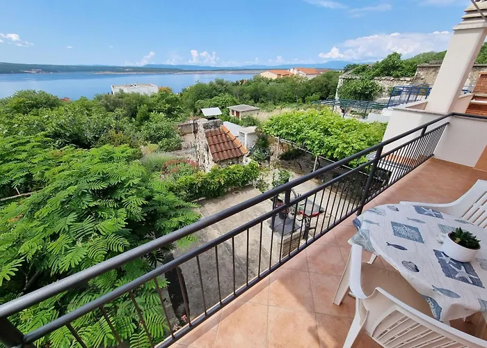 公寓 Fuer 3 Personen- Mit Balkon Und Meerblick By Interhome *